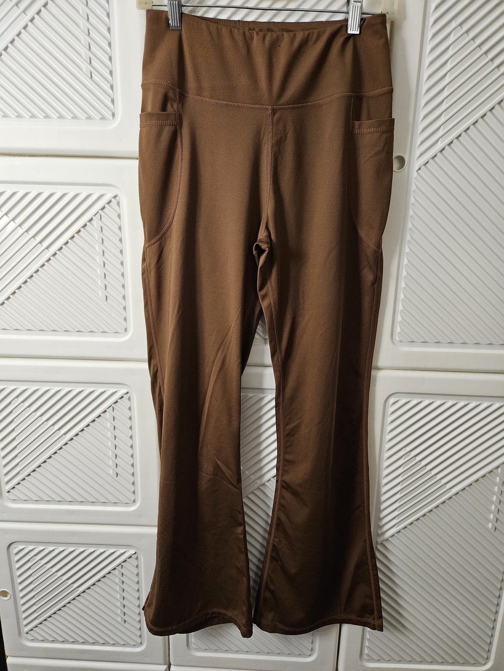 Women's Brown Flare Pocket Leggings